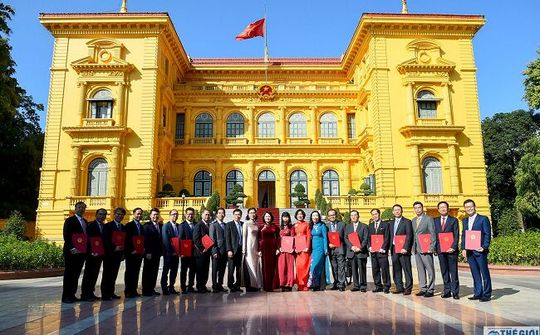 Trao Quyết định của Chủ tịch nước cho các tân Đại sứ nhiệm kỳ 2019-2022