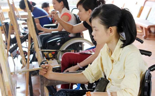 Đào tạo nghề cho hơn 15.000 người khuyết tật