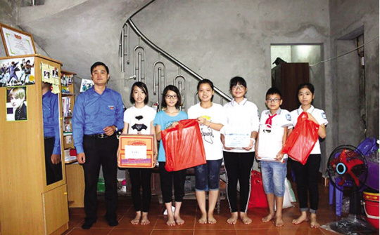 Thư viện gia đình, tâm huyết của một thầy giáo trẻ tại Bắc Ninh