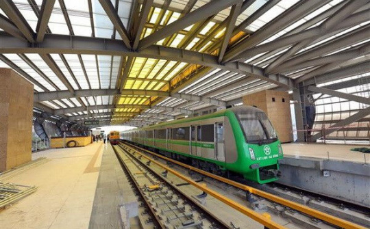 Giao kế hoạch đầu tư trung hạn vốn NSTW cho dự án đường sắt, đường bộ cấp bách