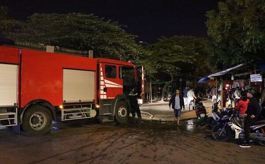 TP Hải Dương: Cháy chợ đông Ngô Quyền