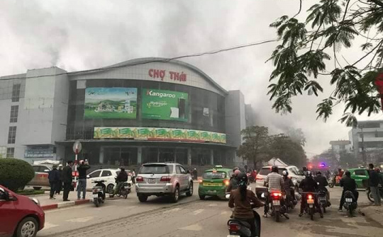 Kịp thời khống chế vụ cháy tại chợ trung tâm TP Thái Nguyên