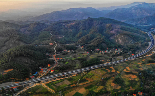 Cao tốc Hạ Long-Vân Đồn chính thức đưa vào khai thác