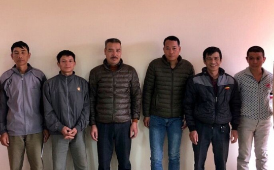 Xử lý 6 đối tượng chèo kéo khách đi chùa Hương