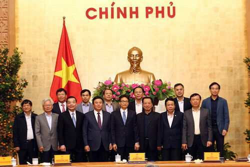 Phó Thủ tướng Vũ Đức Đam gặp gỡ các nhà khoa học tham gia 5 đề án khoa học lớn