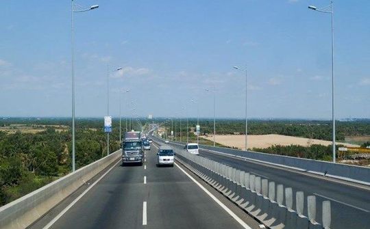 Tổng cục Đường bộ thông tin vụ từ chối xe vào cao tốc