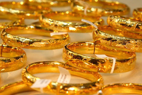 Ngày vía thần tài trùng với ngày Valentine: Đa dạng mẫu mã trên thị trường vàng