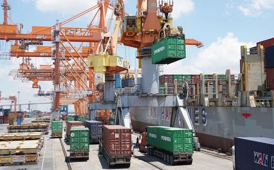 Trị giá xuất nhập khẩu đạt hơn 1 tỷ USD trong 9 ngày Tết