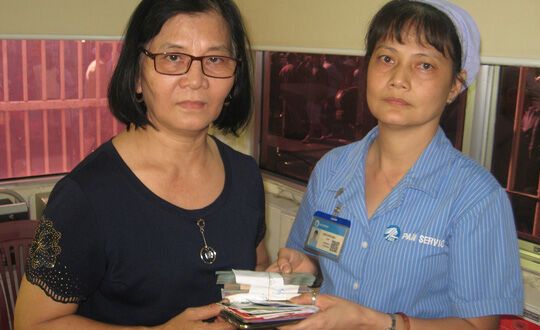 Để quên 102 triệu ở Chợ Rẫy, được nhân viên vệ sinh trả lại