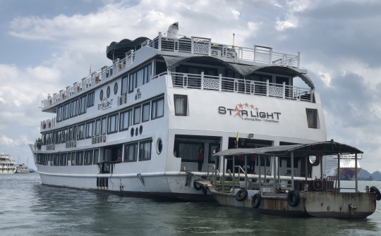 Welcoming spring on Oriental Sails Cruises