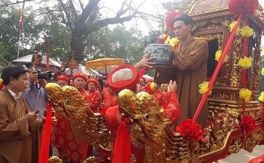 Nam Định: Lễ rước kiệu Ngọc Lộ - Mở đầu cho Lễ hội Khai ấn Đền Trần