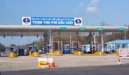 Kiểm tra đột xuất việc thu phí tại trạm Dầu Giây sau vụ cướp