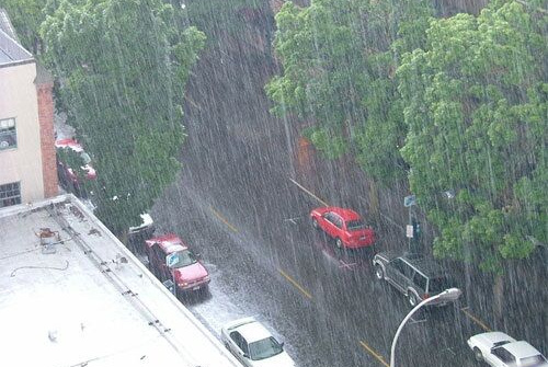 Dự báo thời tiết 18/2: Bắc Bộ mưa dông, vùng núi đề phòng mưa đá