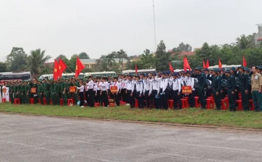 Thanh niên Tĩnh Gia hăng hái lên đường nhập ngũ năm 2019