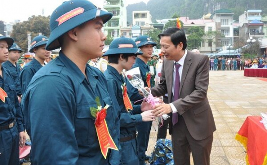 Quảng Ninh: Hơn 2.000 thanh niên lên đường nhập ngũ