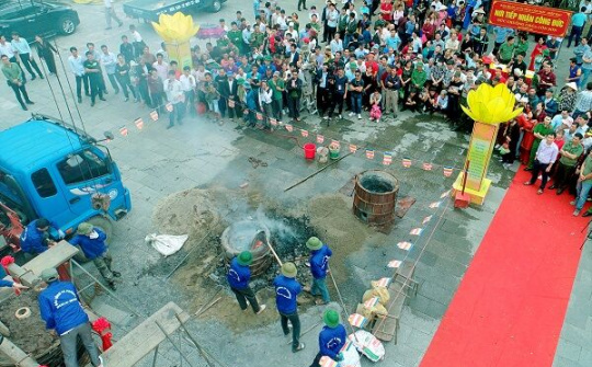 Hải Dương: Lễ đúc chuông chùa Côn Sơn