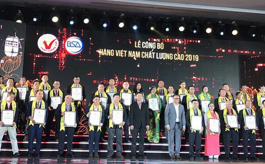 524 doanh nghiệp đạt danh hiệu Hàng Việt Nam chất lượng cao 2019