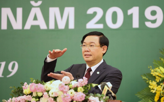 Phó Thủ tướng Vương Đình Huệ dự hội nghị triển khai nhiệm vụ phát triển thị trường chứng khoán