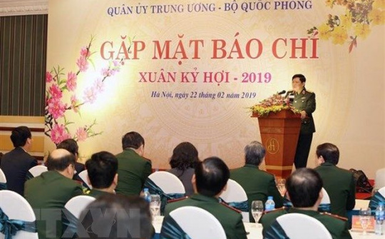 Báo chí góp phần tuyên truyền để hình ảnh Bộ đội Cụ Hồ tỏa sáng