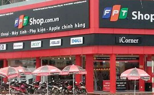 FPT Shop “mập mờ” thông tin với khách hàng bằng chiêu trò “khuyến mãi”