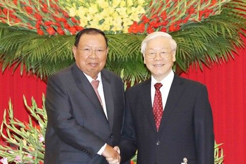 Mãi mãi giữ gìn, vun đắp mối quan hệ đặc biệt Việt - Lào