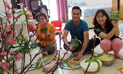 'Gian nan' đón Tết Việt ở thành phố sa mạc