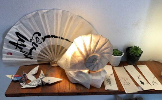 Giữ nét Việt cùng giấy dó