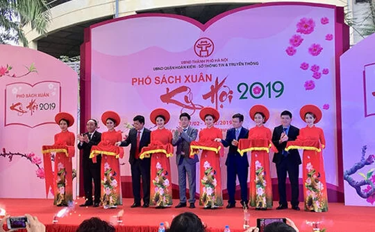 Hà Nội: Khai mạc Phố Sách Xuân Kỷ Hợi 2019