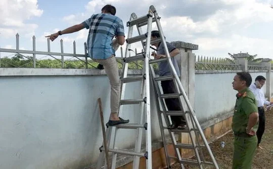 Nhóm cướp đột nhập trạm thu phí, nổ súng trước khi lấy 2 tỷ đồng