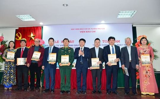 Ra mắt Hội đồng tư vấn ngành Báo chí và Hội đồng Viện Báo chí