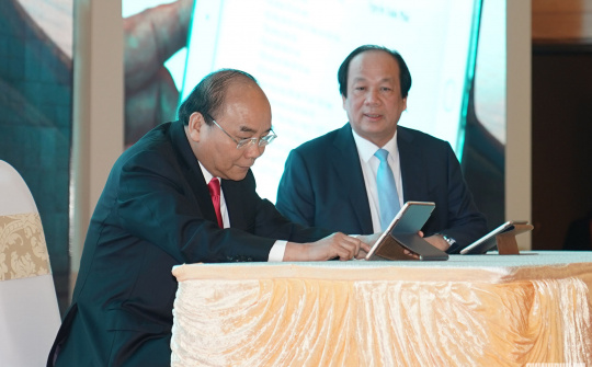 Bước tiến dài từ nút bấm điện tử của Thủ tướng