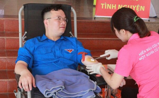 Liên cơ sở Đoàn khu vực Nội Bài ra quân Tháng Thanh niên 2019