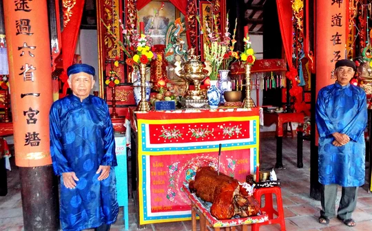 Vĩnh Long: Lễ xuân tế  "Văn Thánh Miếu"