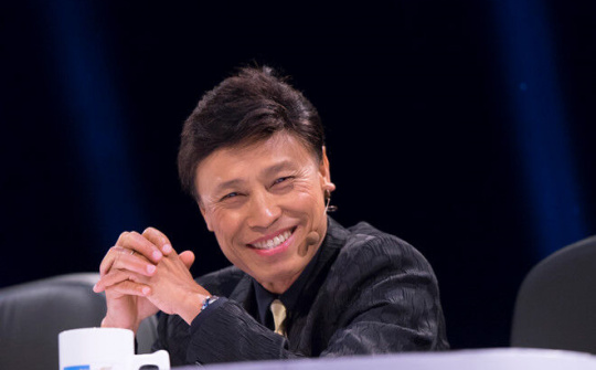 Danh ca Tuấn Ngọc làm HLV lớn tuổi nhất lịch sử The Voice