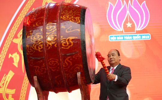 Thủ tướng đánh trống khai Hội Báo toàn quốc 2019