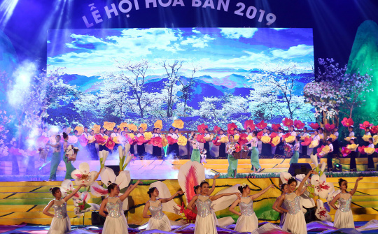 Tưng bừng Lễ hội Hoa Ban 2019