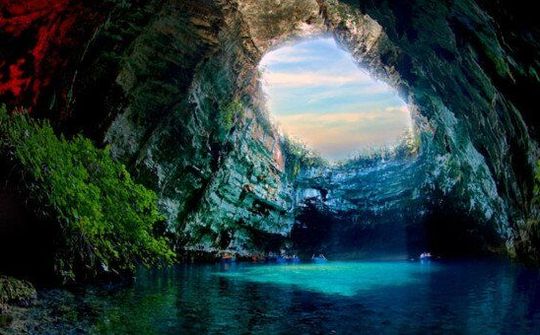 Sơn Đoòng - một trong 11 điểm du lịch tuyệt vời nhất trên thế giới
