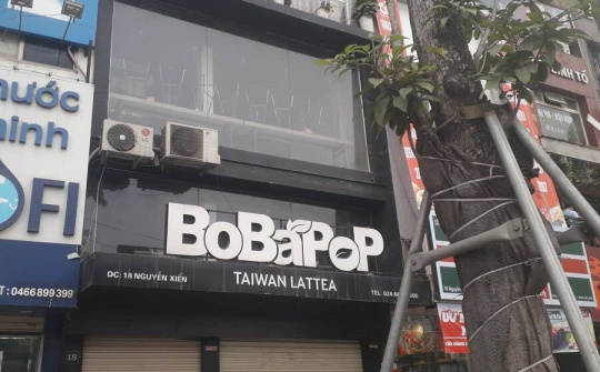 Khách hàng tố trà sữa có thạch sùng, cửa hàng Bobapop đóng cửa để điều tra