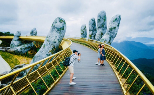 Vietnam Airlines quảng bá vẻ đẹp đất nước trên kênh CNN và BBC