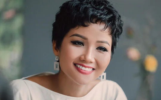 “50 người phụ nữ ảnh hưởng nhất Việt Nam năm 2019” gọi tên H’Hen Niê