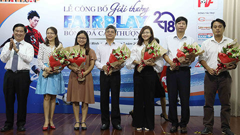 Chung tay lan tỏa - Nét đẹp từ sân cỏ với "Giải thưởng Fair Play"