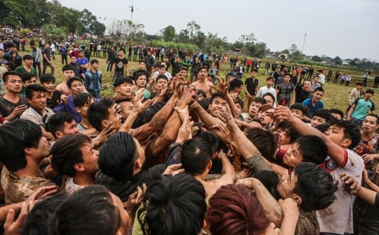 Ngăn chặn sự xuống cấp đạo đức trong xã hội: Tiếp cận từ văn hóa