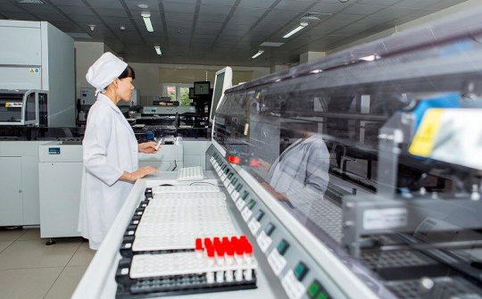 Bệnh viện Chợ Rẫy đưa vào hoạt động hệ thống xét nghiệm tự động hóa, giảm chờ đợi cho người bệnh