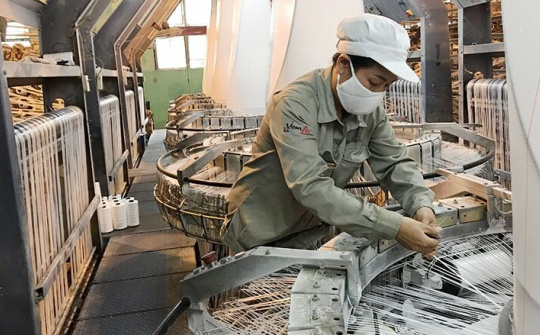 Nữ công nhân có nhiều sáng kiến cải tiến kỹ thuật