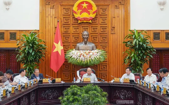 Chính phủ bàn về 2 Nghị định gỡ vướng cho dòng chảy kinh tế
