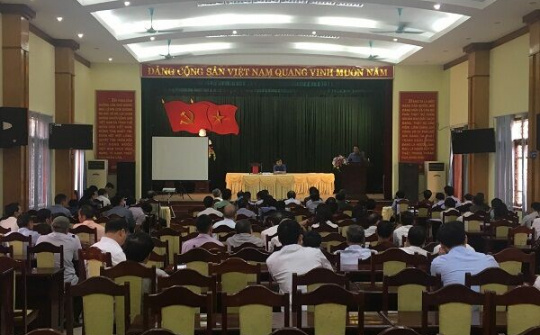 Đối thoại với người dân về Dự án Nhà máy xử lý rác thải, phát điện Lương Điền