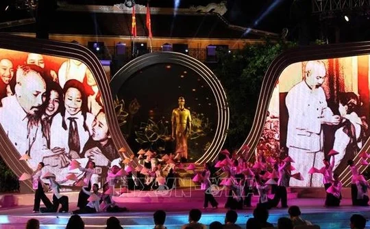 Live TV programme marks 50 years of President Ho Chi Minh’s testament