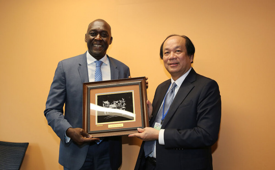 WB sẵn sàng giúp Việt Nam đào tạo cán bộ