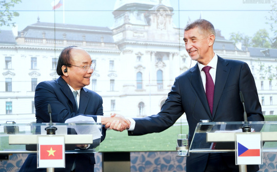 Thủ tướng đánh giá cao việc Czech ủng hộ sớm ký, phê chuẩn EVFTA