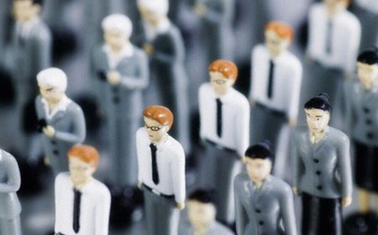 Bỏ biên chế suốt đời và câu chuyện của nhà quản lý